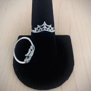 Sterling Silver Margaret Cross Curved/Arched Spider Web Ring